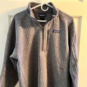Gray Patagonia pull over, size large